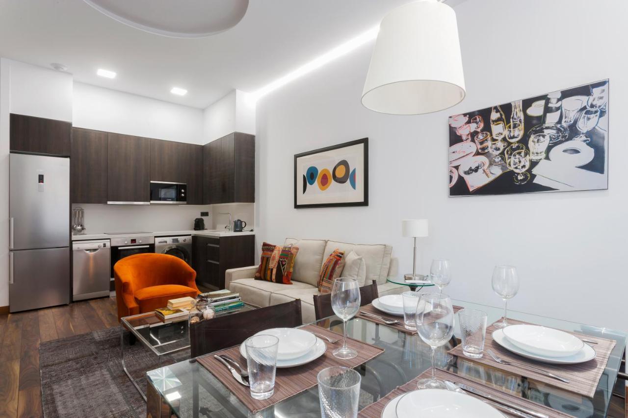 Dobohomes - Gran Via 2 Madrid Bagian luar foto