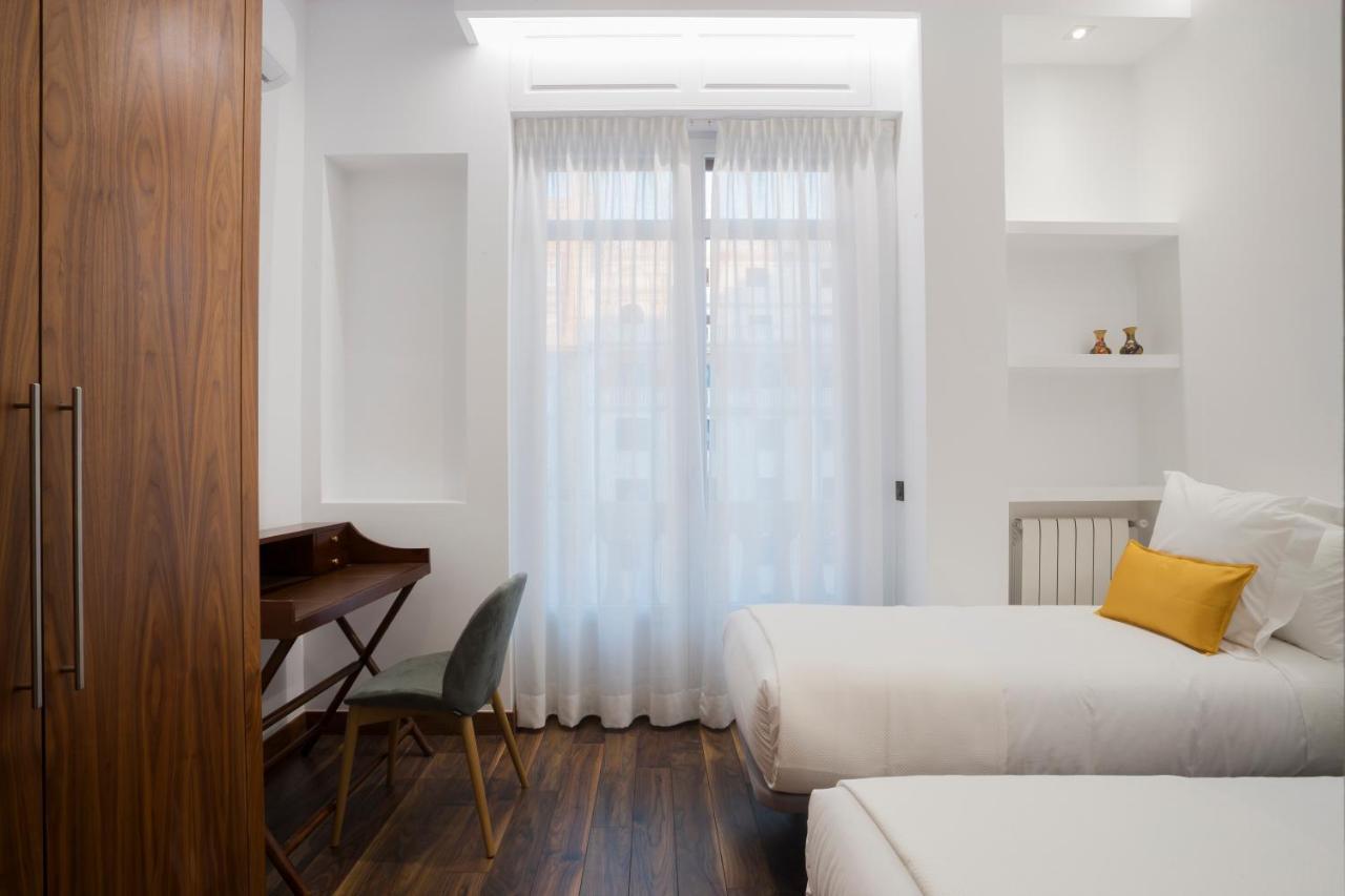 Dobohomes - Gran Via 2 Madrid Bagian luar foto