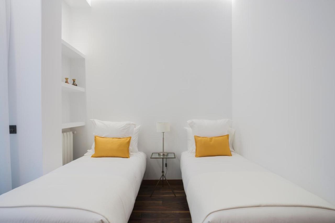Dobohomes - Gran Via 2 Madrid Bagian luar foto